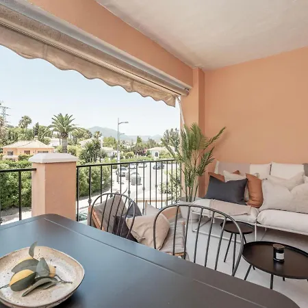 Vogue Styled Flat In The Heart Of Nueva Andalucia Apartment *